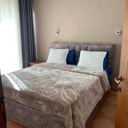Premium Apartment *