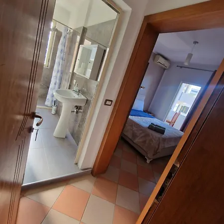 Premium Apartment *